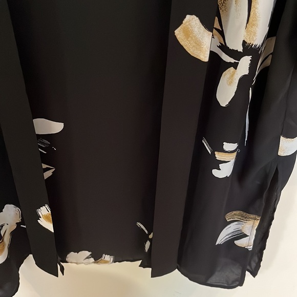 A New Day OSFA Kimono with Tie Front - Picture 3 of 4